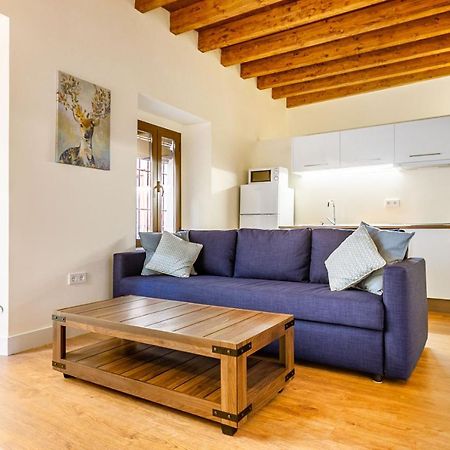 Stunning Apartment In Central Sevilla Exterior foto